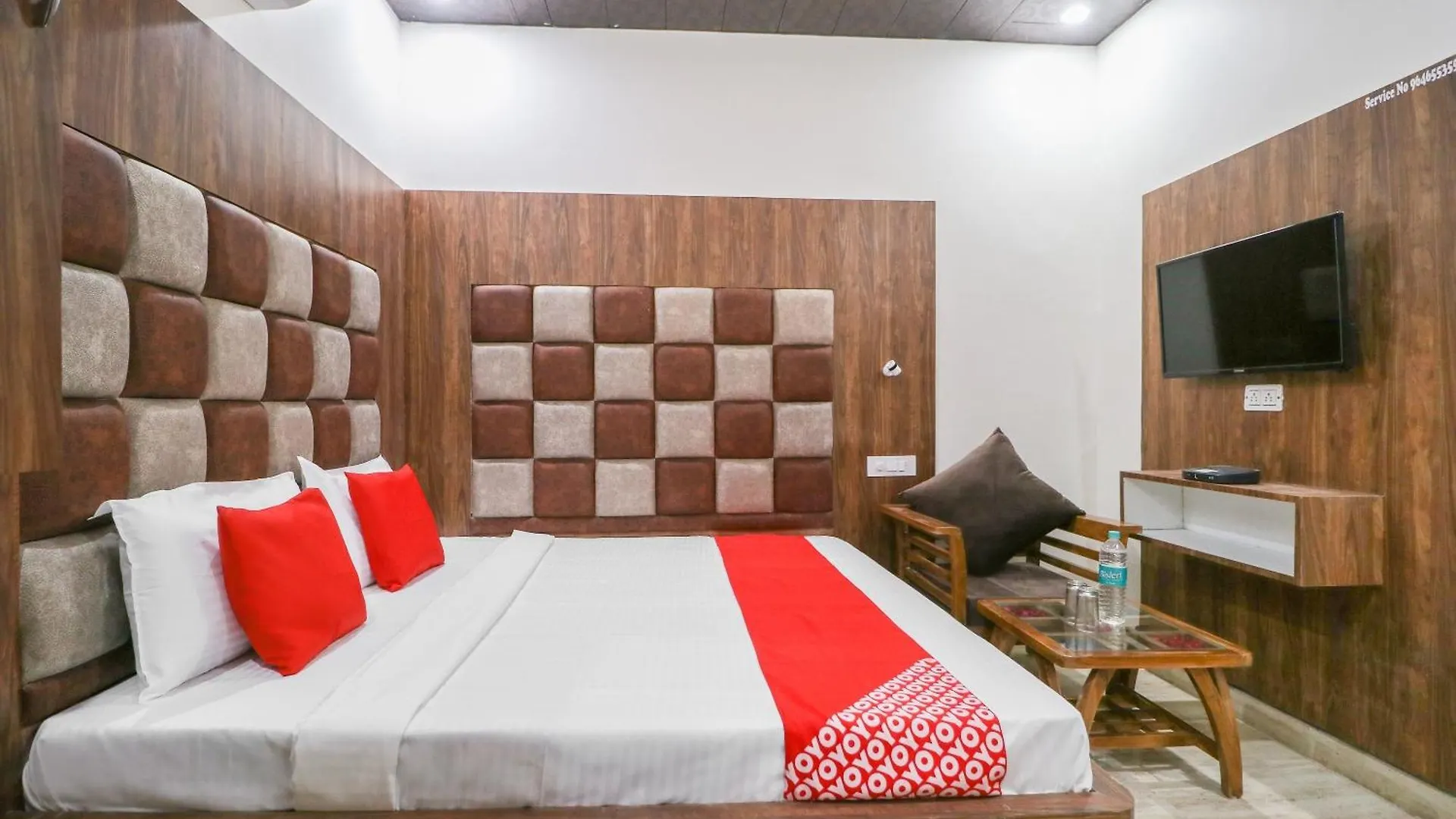 Oyo Flagship Hotel Ambani Zirakpur