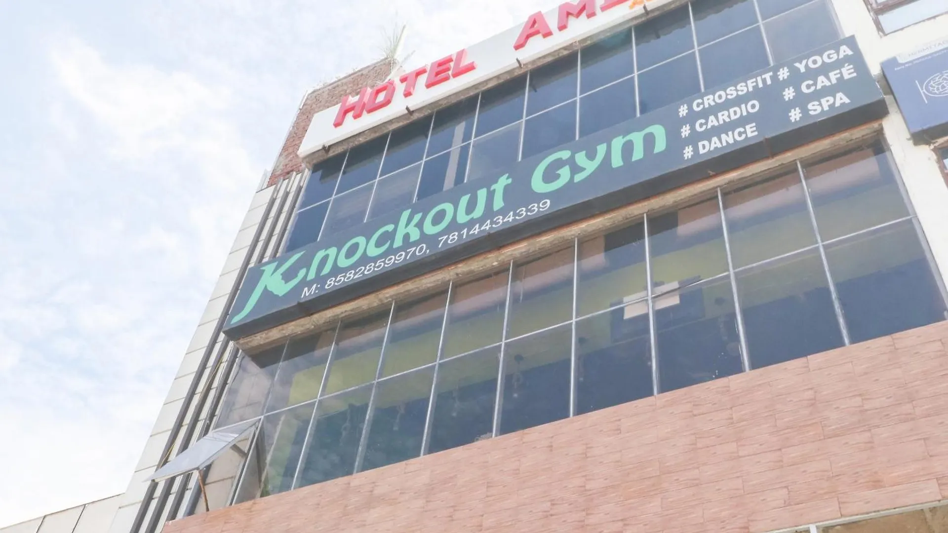 Oyo Flagship Hotel Ambani Zirakpur